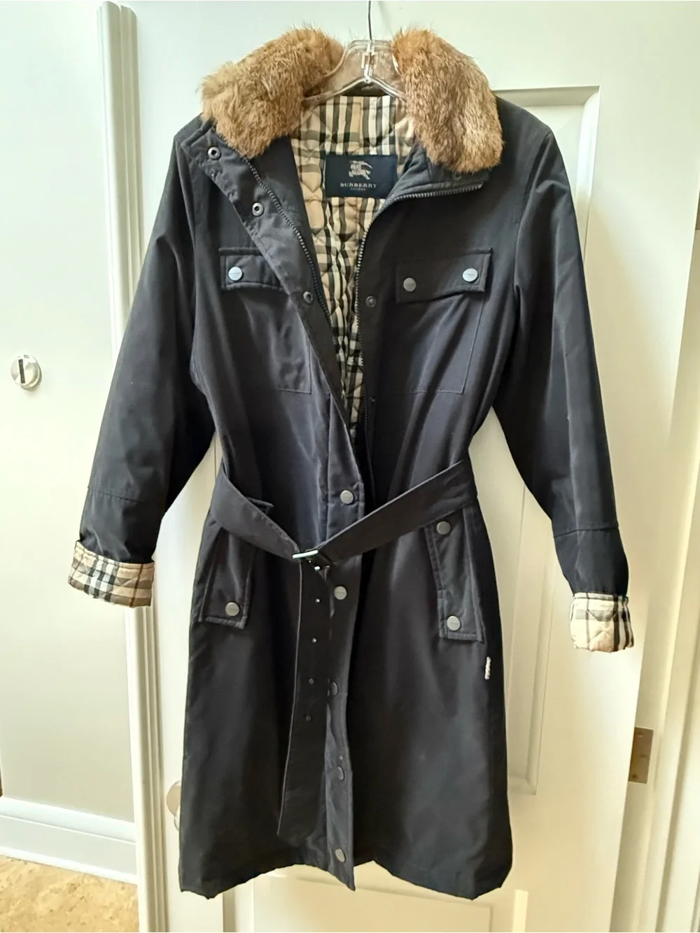 Burberry Black Trench Coat with Tan Fur Collar and Check Lining - Picture 1 of 10